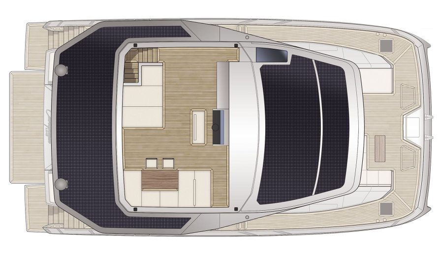 5-Cosmopolitan-yachts-70-Fly-Bridge-Deck